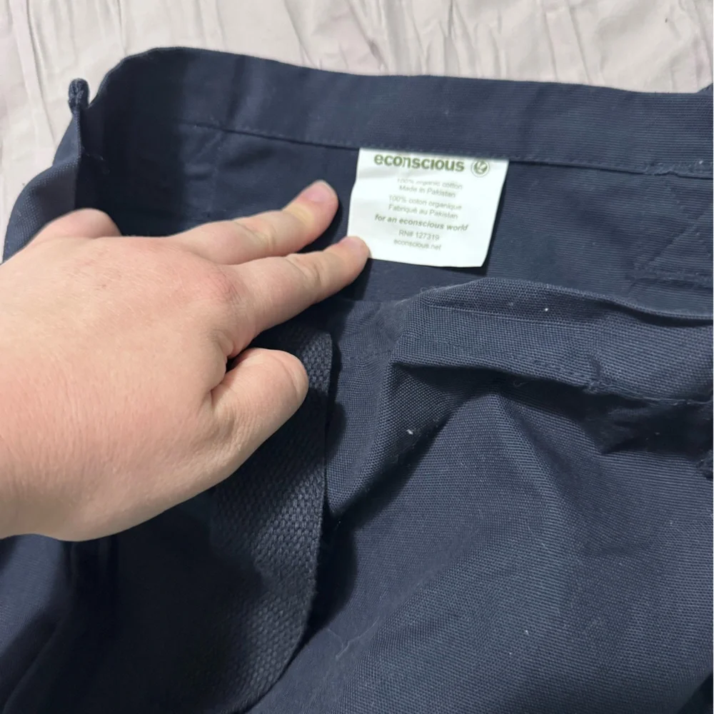 N/A stylish navy
